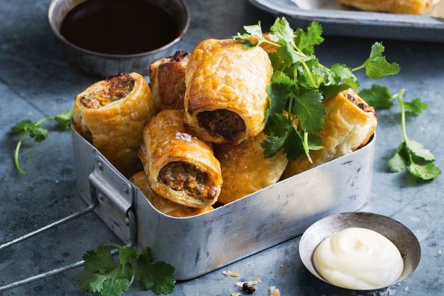best-party-snack-and-appetiser-ideas-all-new-aussie-sausage-rolls-140420-2
